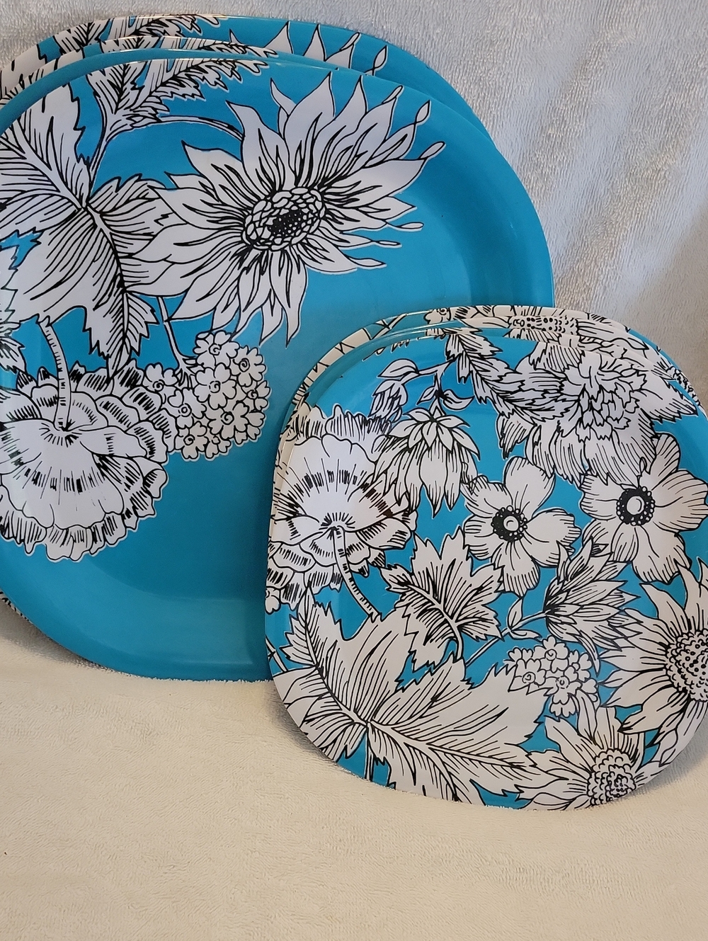 Blue Floral Melamine Plates